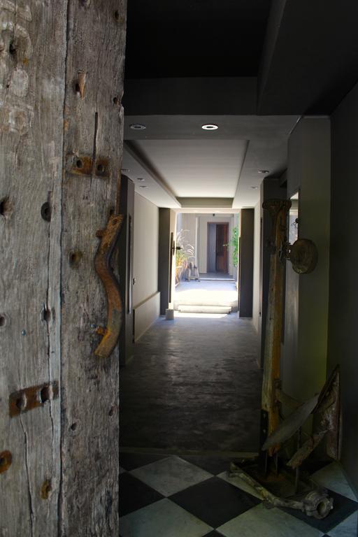 El Patio De Las Glicinas Колония дел Сакременто Стая снимка